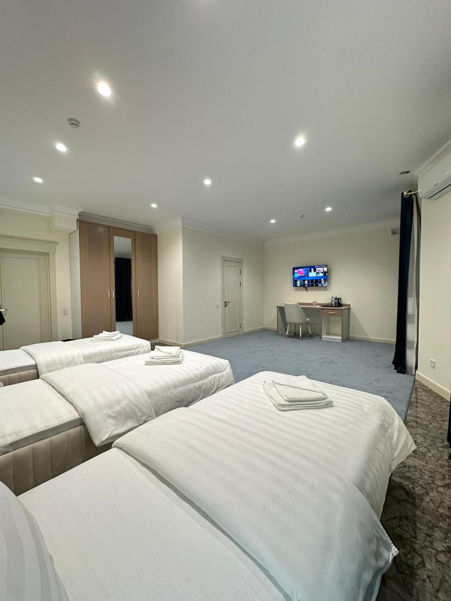 Nur Makon Hotel Tasjkent Buitenkant foto