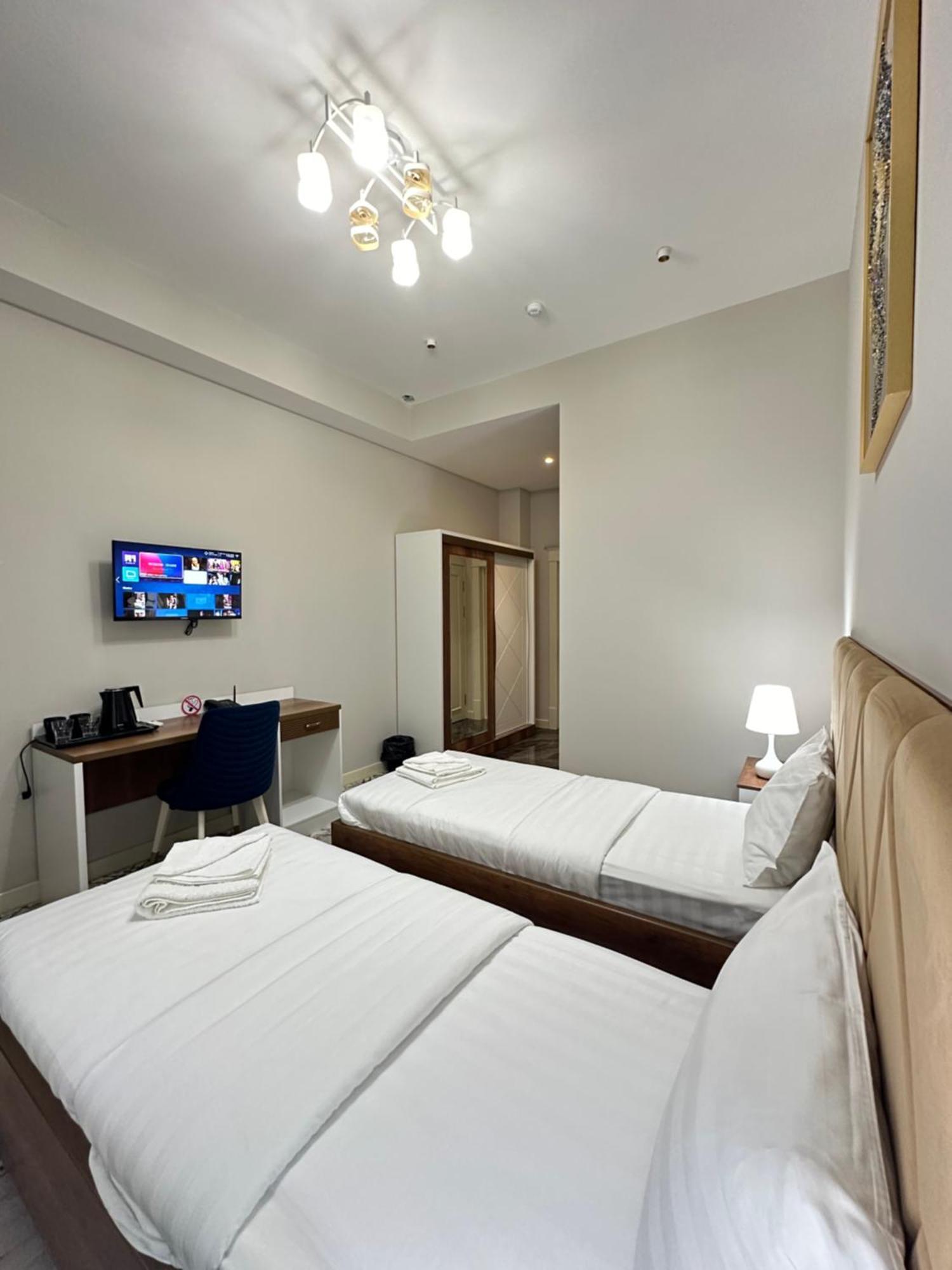 Nur Makon Hotel Tasjkent Buitenkant foto